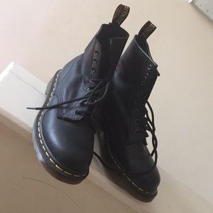 Dr Martens Classic Pascal